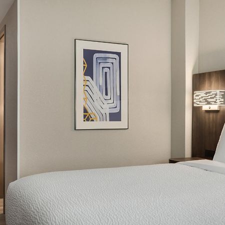 Holiday Inn Express Baltimore At The Stadiums By Ihg Екстер'єр фото
