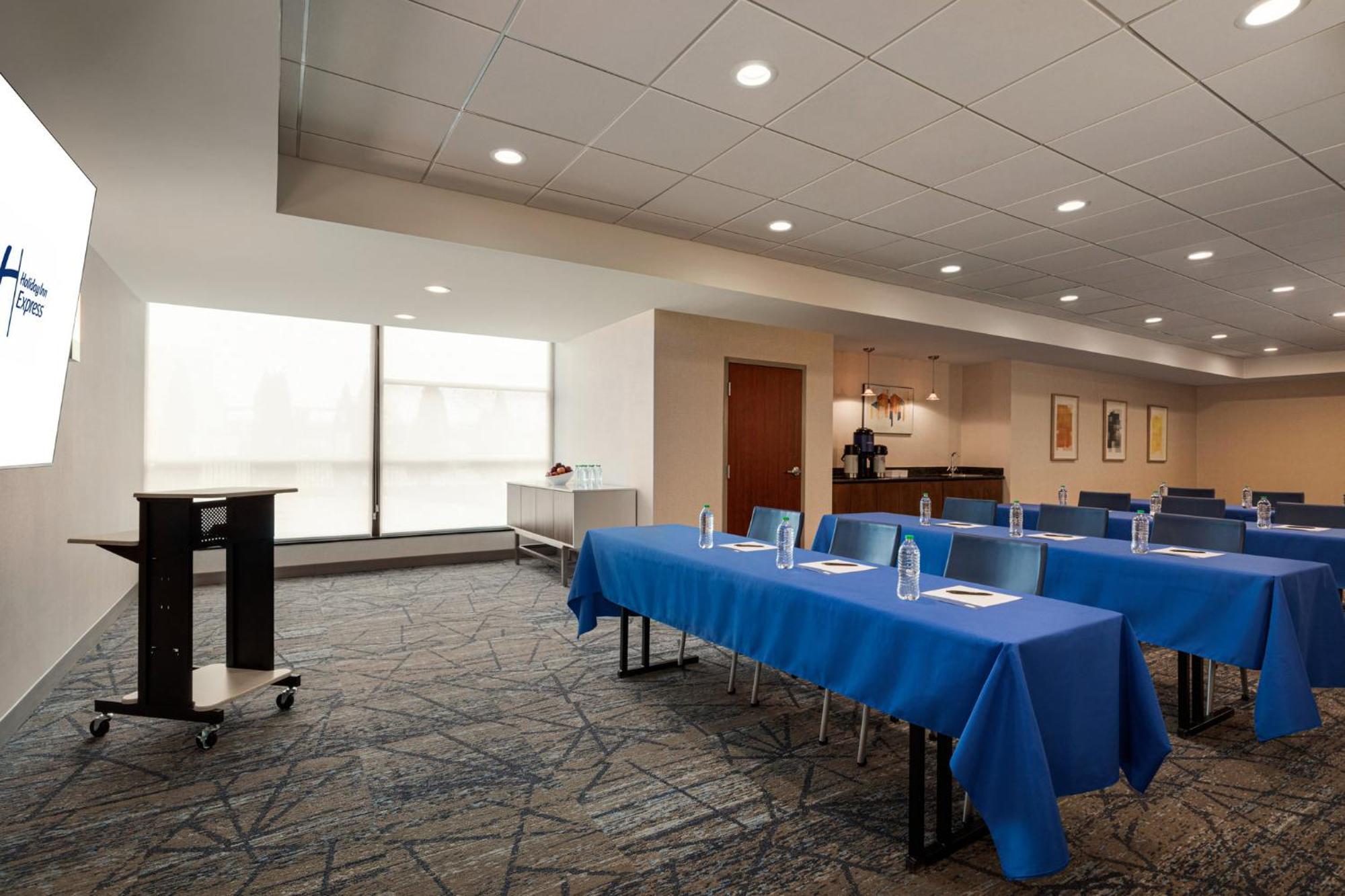 Holiday Inn Express Baltimore At The Stadiums By Ihg Екстер'єр фото