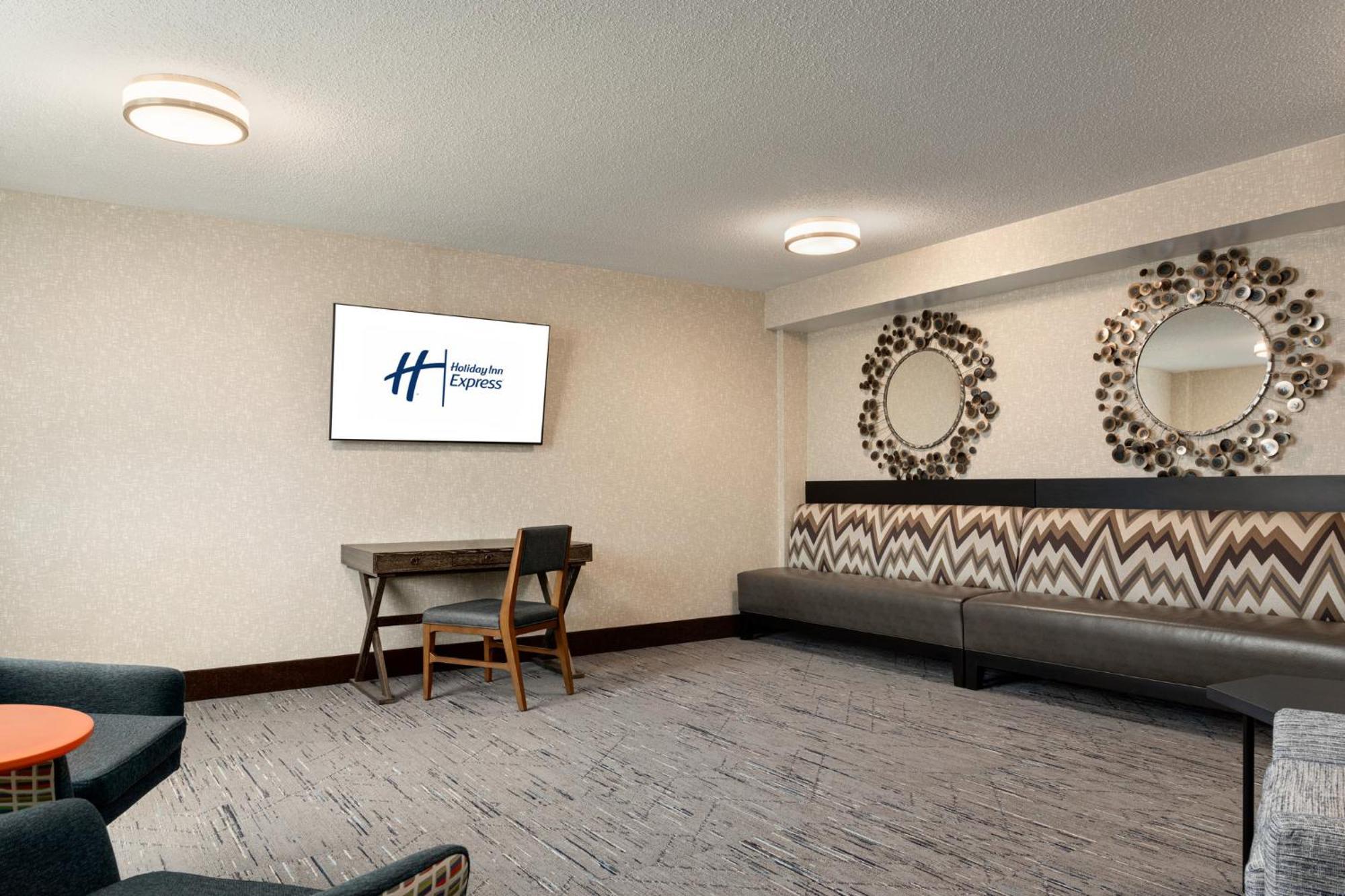 Holiday Inn Express Baltimore At The Stadiums By Ihg Екстер'єр фото