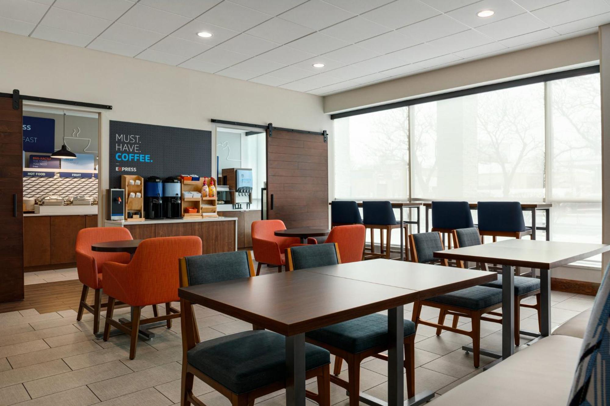 Holiday Inn Express Baltimore At The Stadiums By Ihg Екстер'єр фото