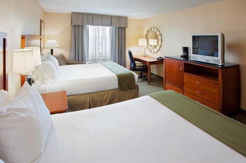 Holiday Inn Express Baltimore At The Stadiums, An Ihg Hotel Номер фото